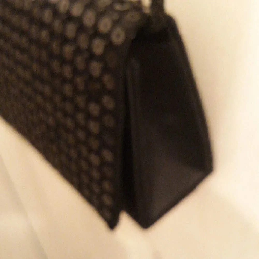 La Regale Handbag  - Picture 5 of 7